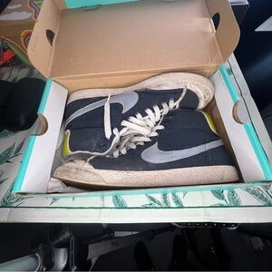 Nike High-Top Blazers Sneakers in Blue and Silver Size 11